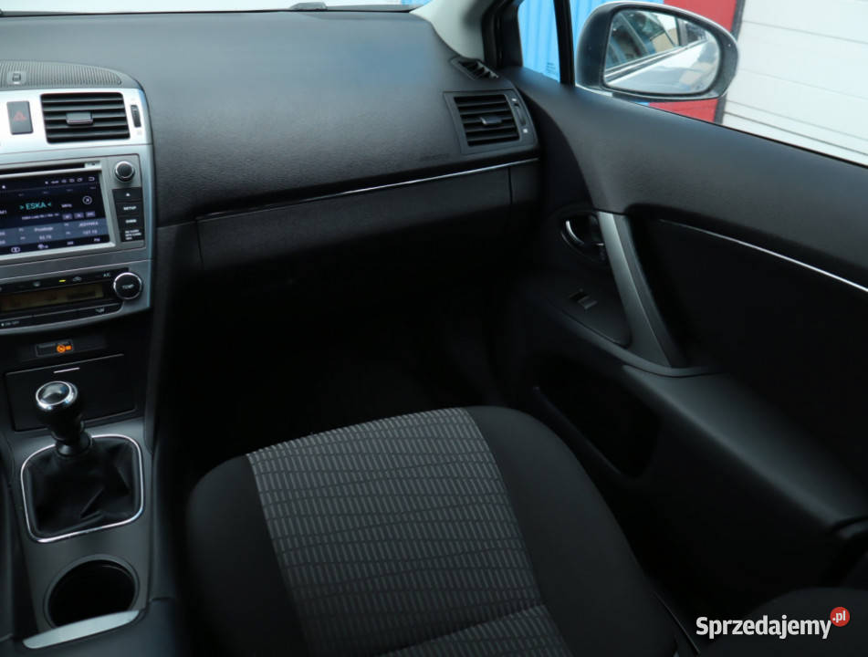 Toyota Avensis 18 Valvematic Piaseczno