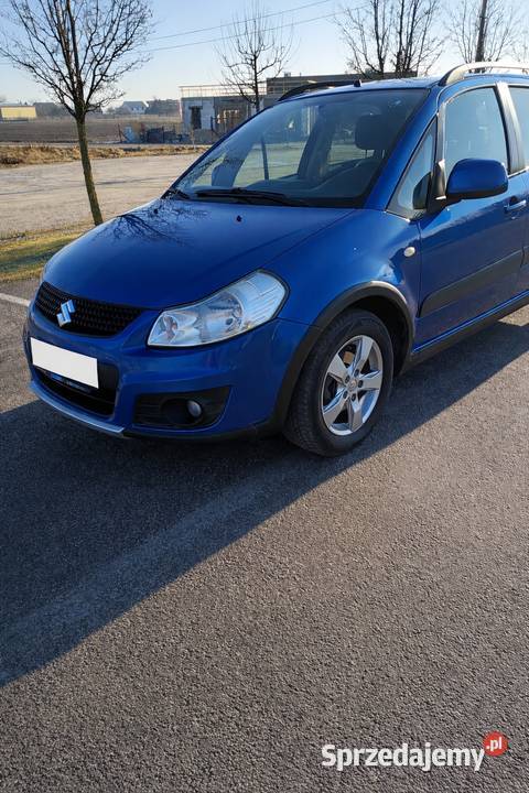 Suzuki SX4 2012 bogate wyposażenie nieuszkodzony Janowo sprzedam