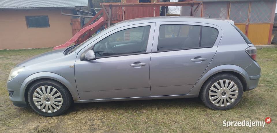 Sprzedam Opel Astra manualna Policzna