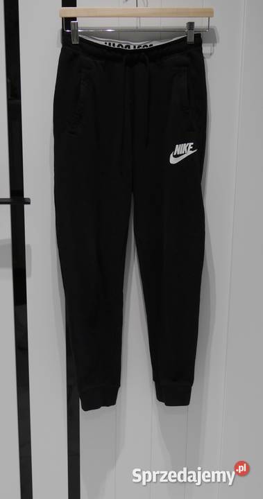 Nike świetne spodnie 34 XS Nike sprzedam