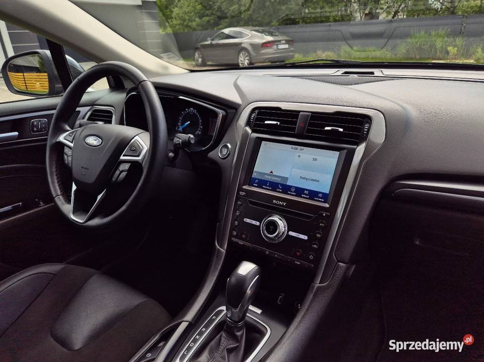 Ford Mondeo Mk5 20 20 Hybrid Titanium Rok produkcji 2020 Pionki