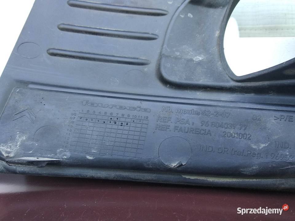 Citroen C4 Picasso I 0610 halogen kratka osobowe Sieradz