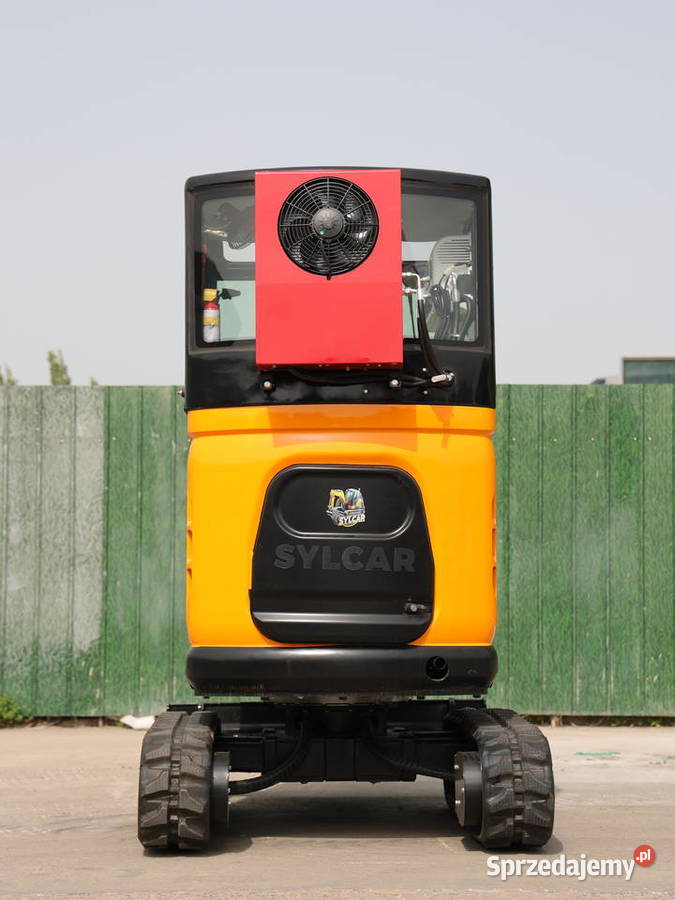 Minikoparka Sylcar 25t Klimatyzacja rozsuwana Rok produkcji 2025 Radom