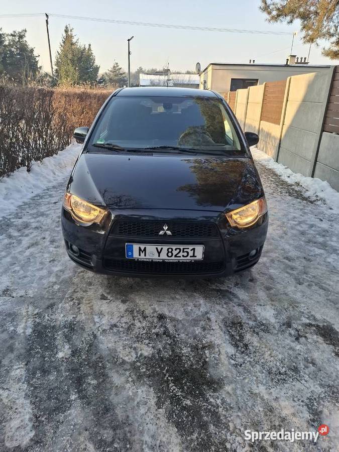 Sprzedam Mitsubishi colt niski przebieg przyciemniane szyby Colt Grudziądz