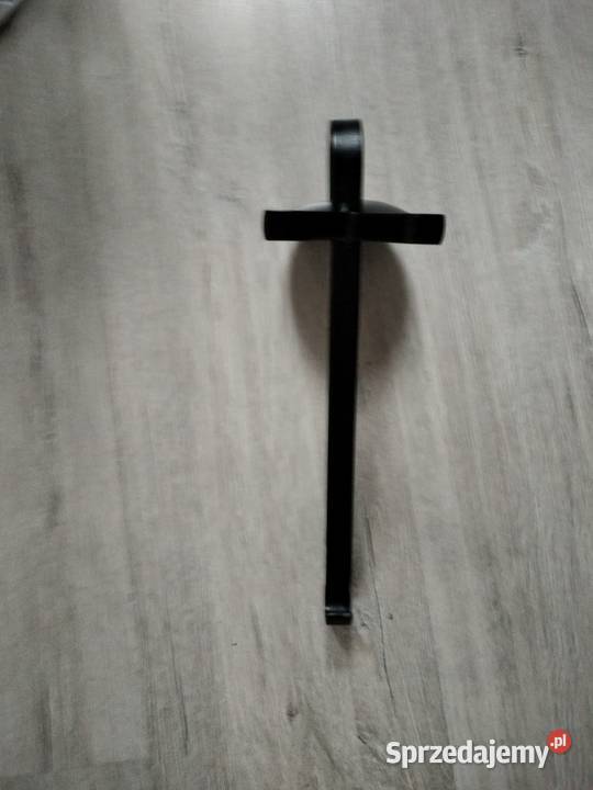 Pojedynczy wiszący metalowy świecznik Choszczno
