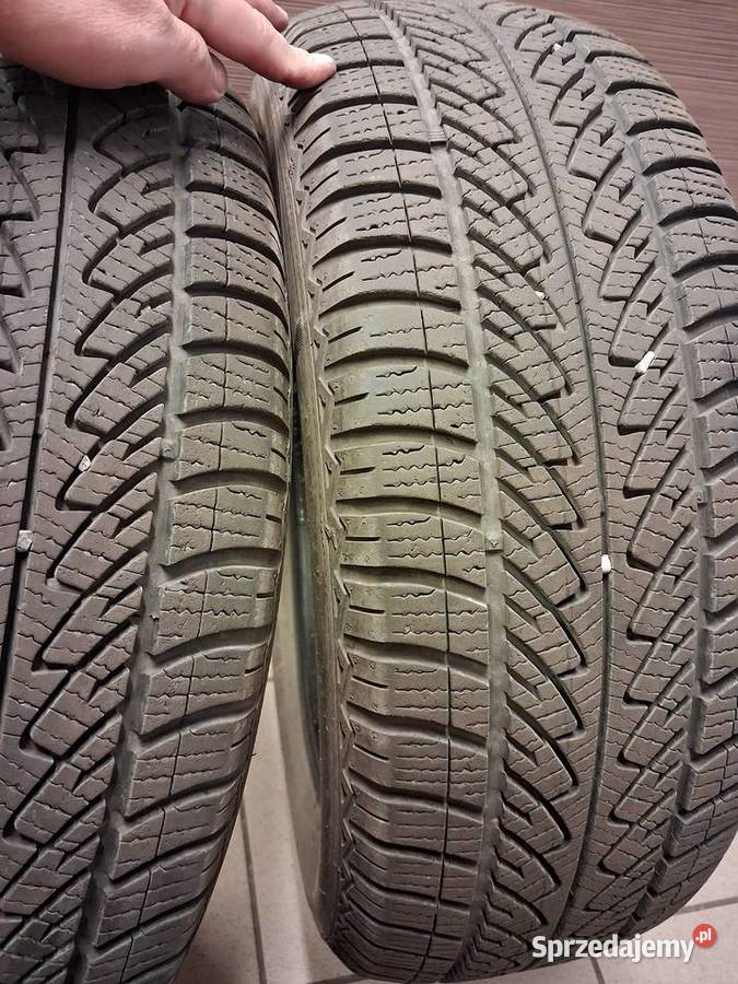 Opony zimowe 21560r17 goodyear 65mm Będzin