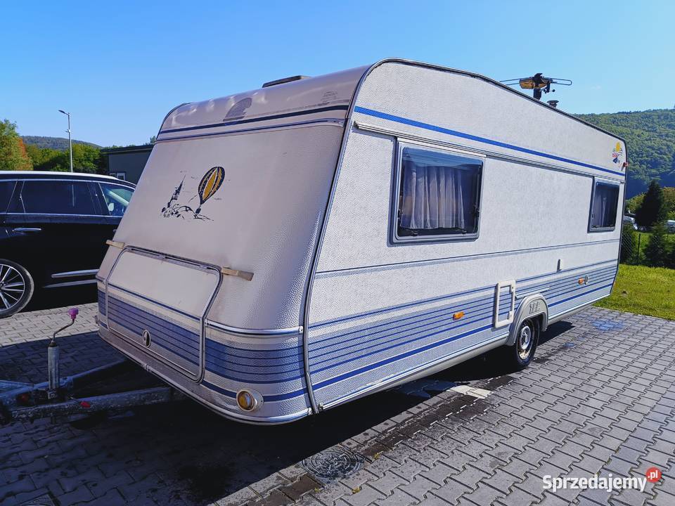 PRZYCZEPA KEMPINGOWA łóżka piętrowe campingowa Międzybrodzie Bialskie