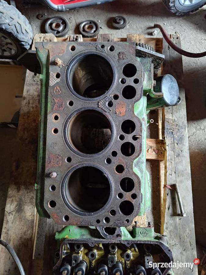 Blok silnika John Deere 3 cylindry Bukowie sprzedam