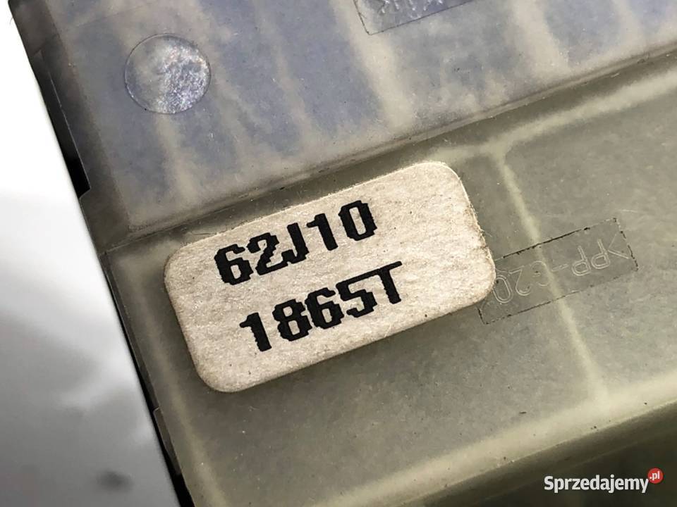 PRZEŁĄCZNIK SZYB SUZUKI SWIFT III 62J101865T