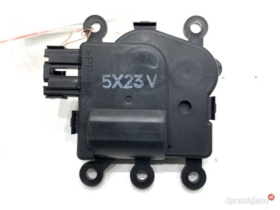 SILNIK NAGRZEWNICY MAZDA 3 BM