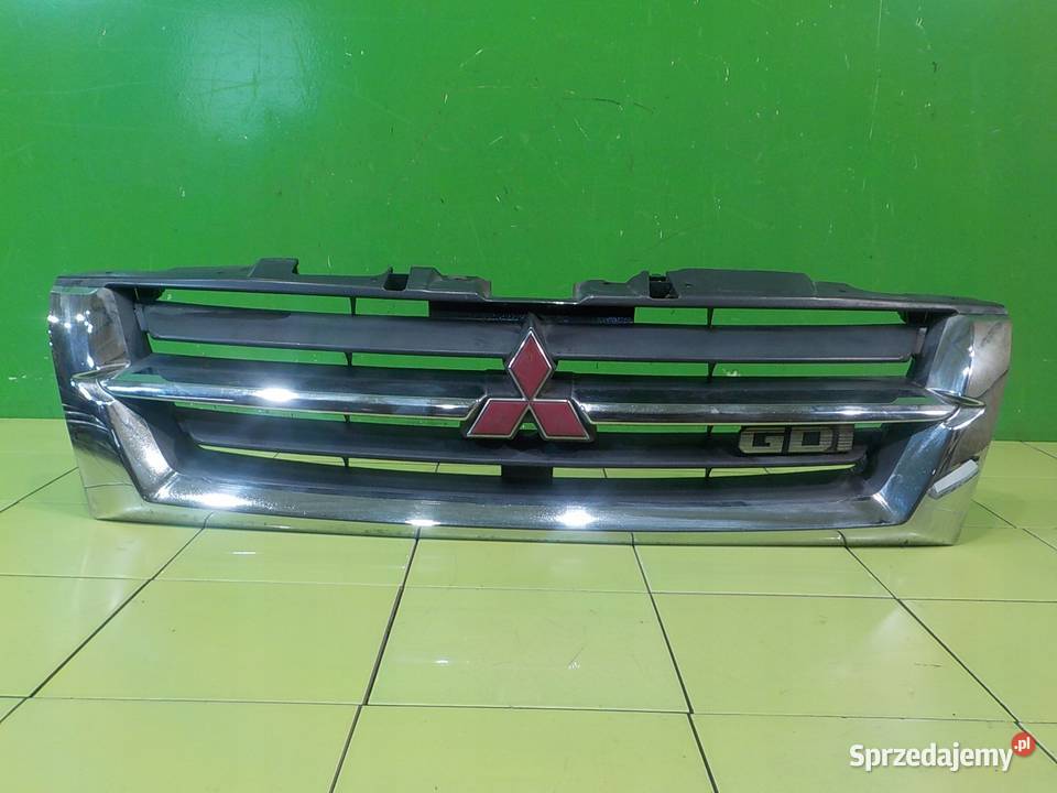 MITSUBISHI PAJERO III 35 D 00r 5D atrapa grill Suków sprzedam