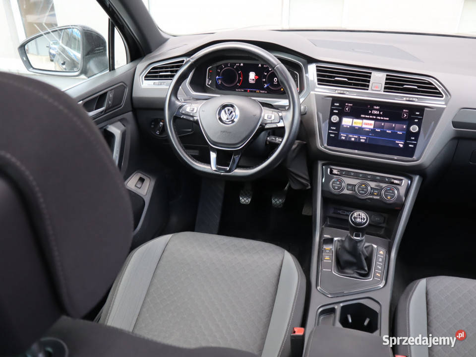 VW Tiguan 15 TSI 106667km śląskie Katowice sprzedam
