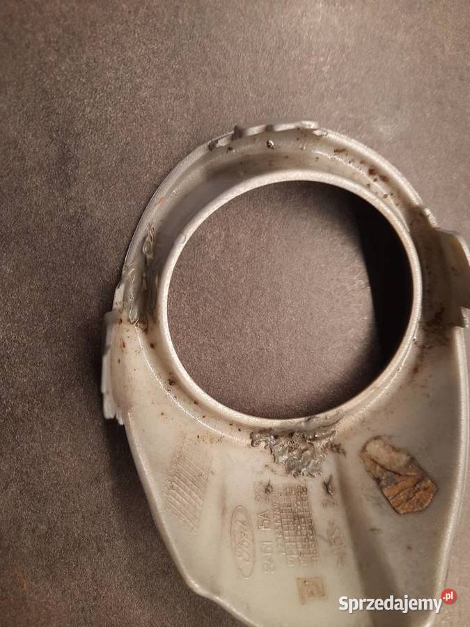 Ramka osłona zaślepka halogenu ford Białystok