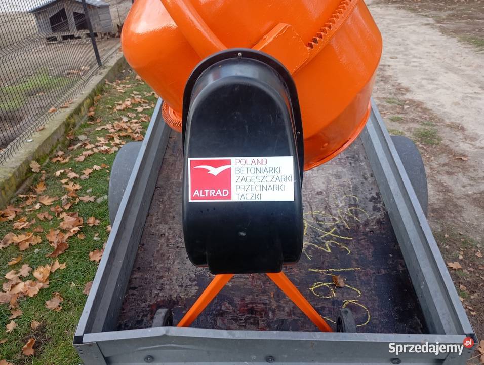 Polska betoniarka 230V ALTRAD Belle Głuchów