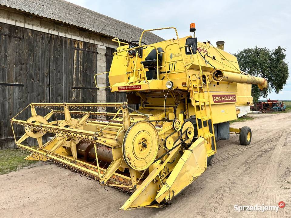 Kombajn zbożowy holland 8030 John Deere 952 530 Uniejów