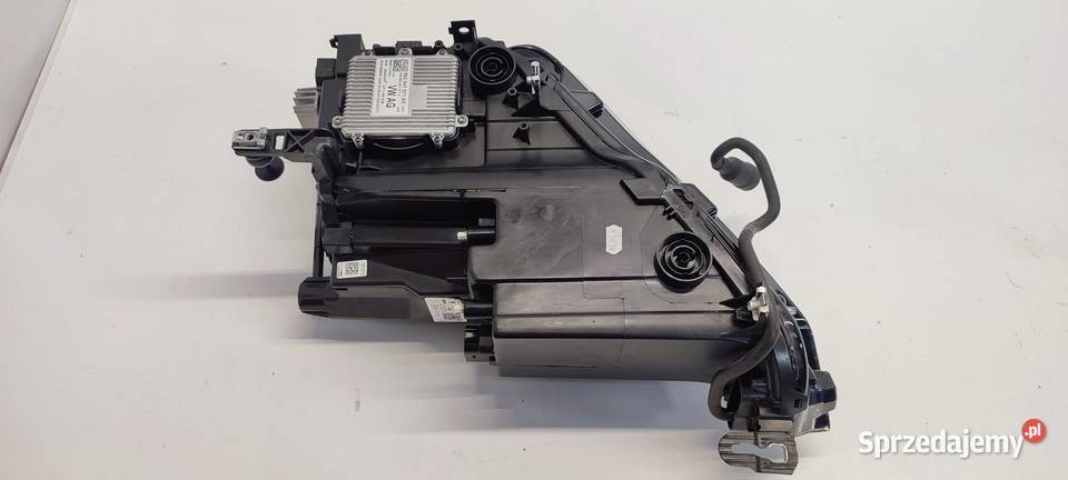 CUPRA FORMENTOR LAMPA PRAWY PRZÓD RHD 5FH941008F osobowe sprzedam