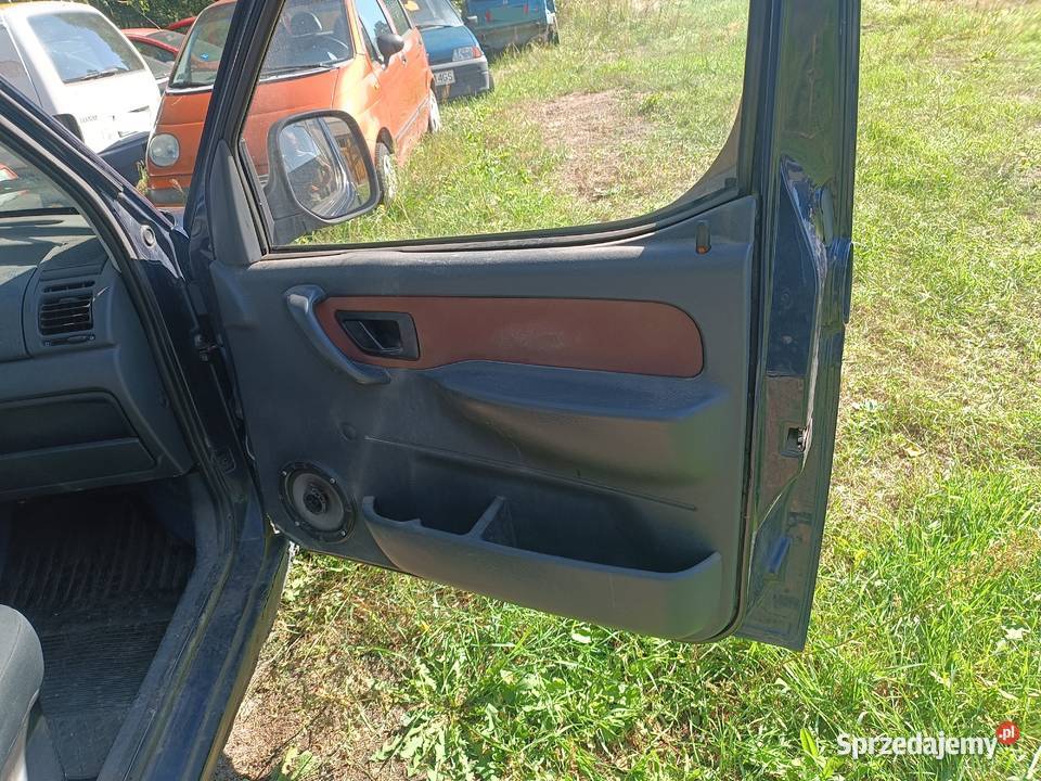 Citroen Berlingo 16 wszystko sprawne na graty Osieck