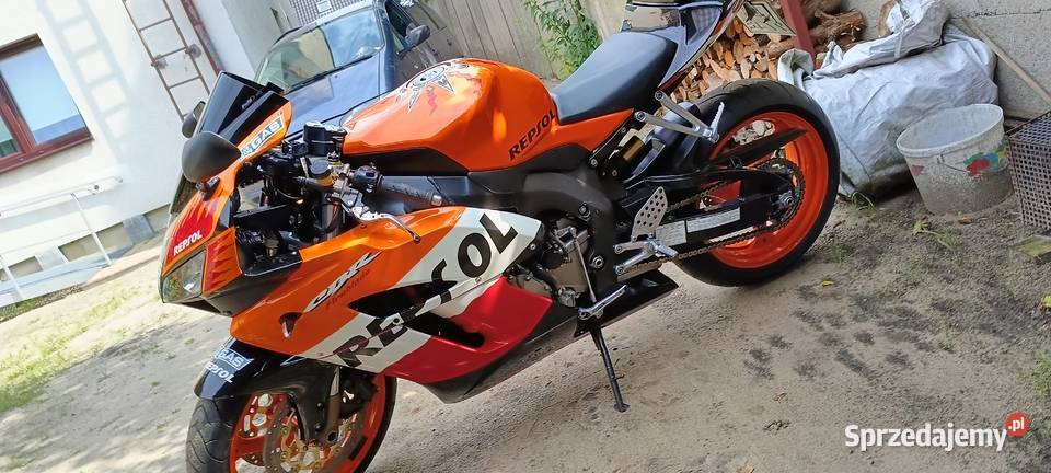 Honda CBR 1000RR SC57 Kicin