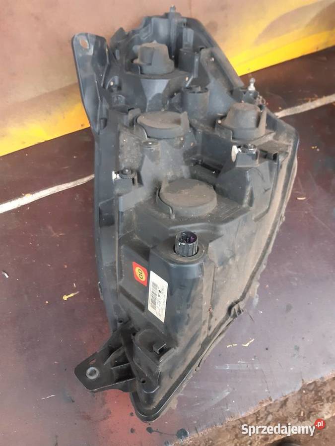 lampa przednia uk iveco daily dostawcze Majdan Królewski