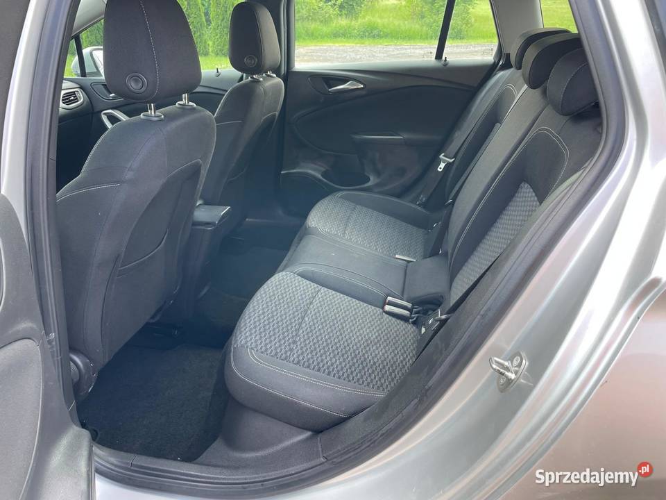 Opel Astra 16 Diesel 110 2017 OKAZJA wielkopolskie