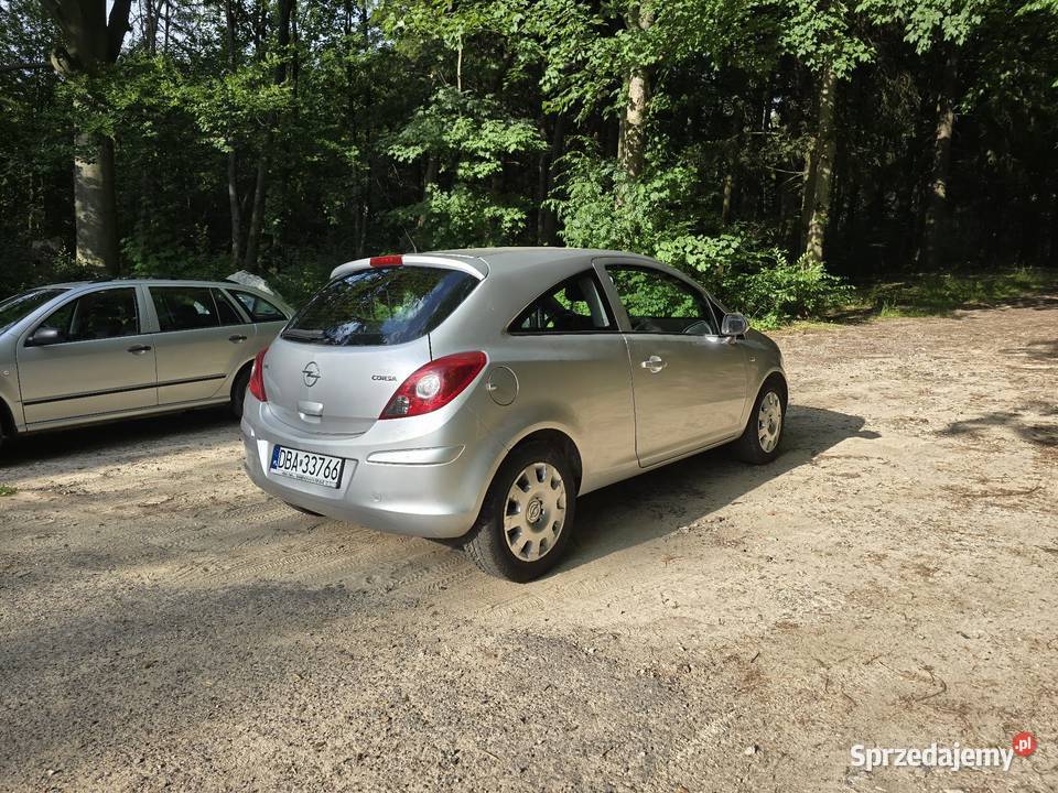 Opel Corsa d 14benzyna 90KM Boguszów-Gorce sprzedam