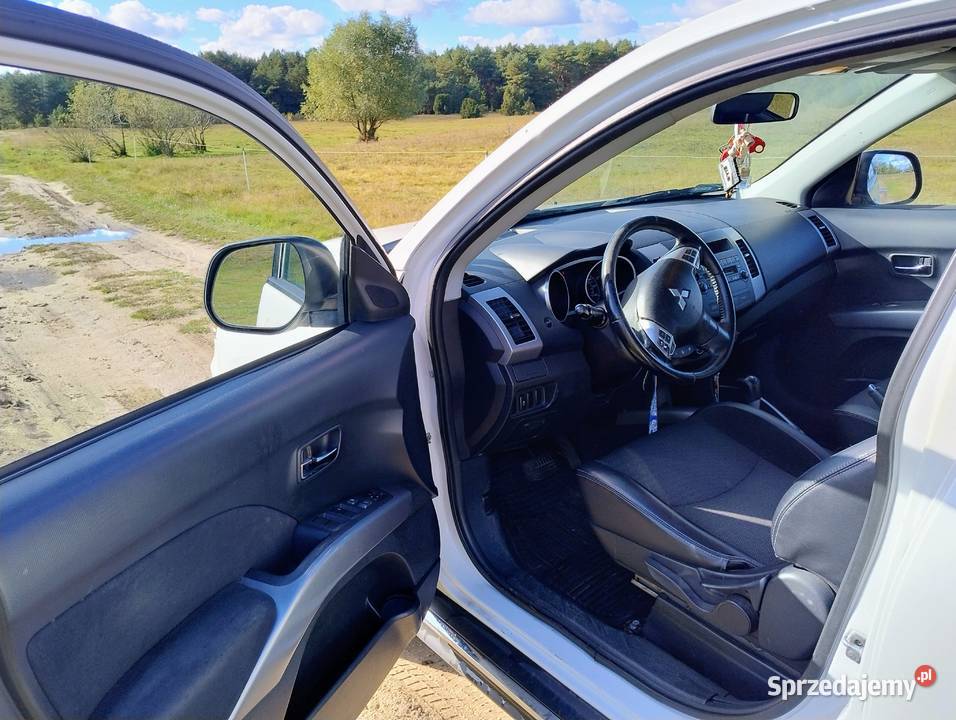 Sprzedam Mitsubishi Outlander 24 benzyna automat Outlander Łomża
