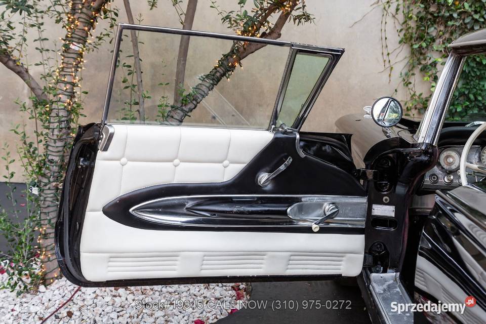 Ford Thunderbird Rok produkcji 1960 mazowieckie