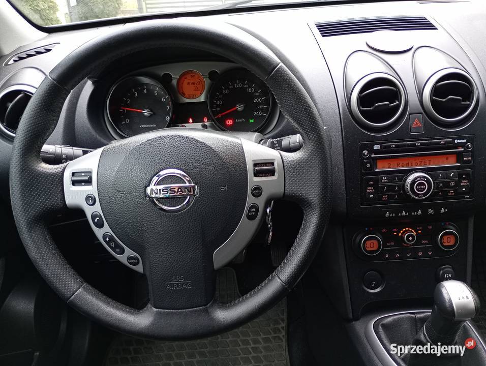 Nissan Qashqai 16 2008r benzyna Rok produkcji 2008 Pabianice sprzedam
