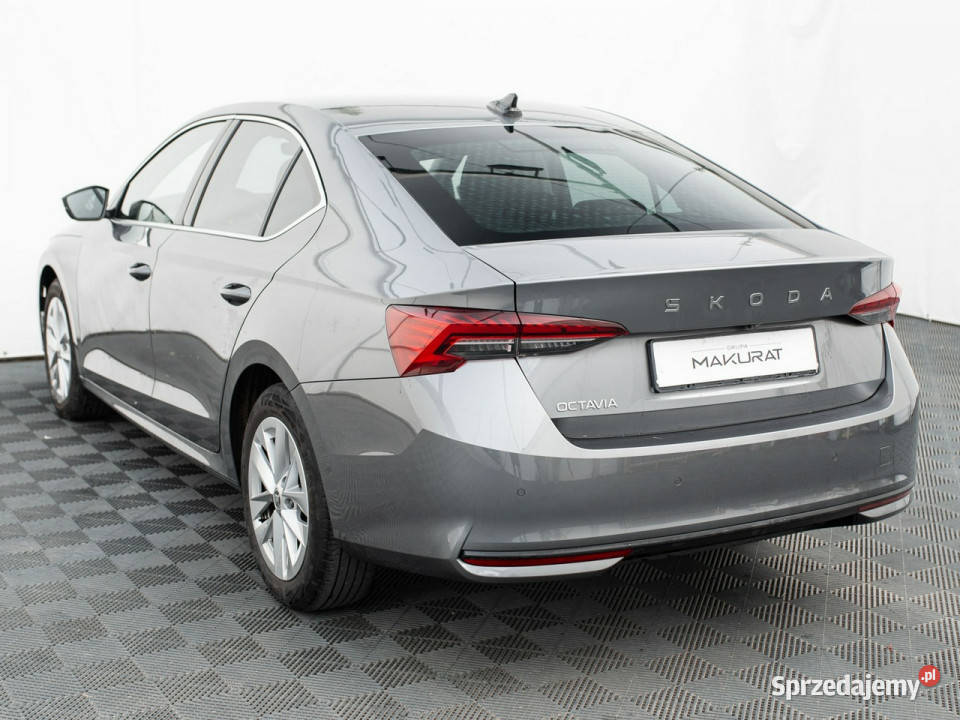 koda Octavia 15 TSI mHEV 150 Selection DSG asystent pasa ruchu pomorskie