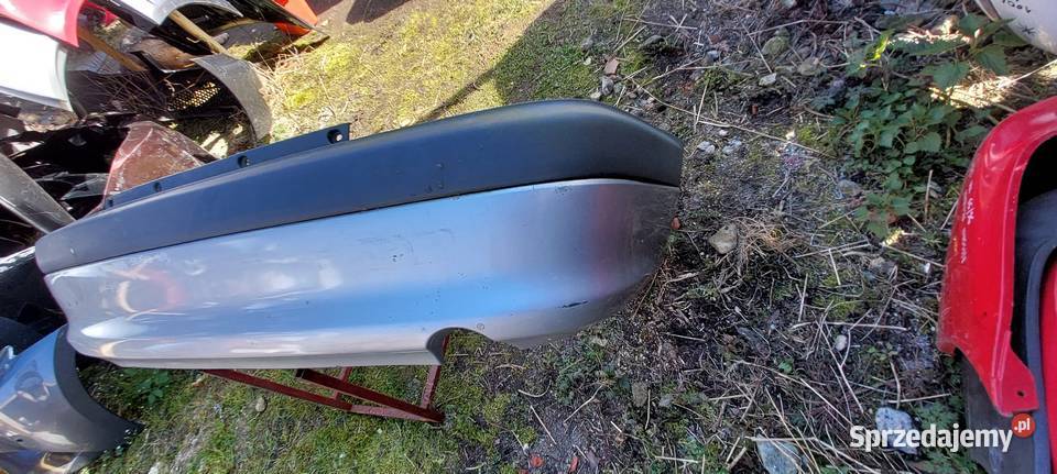 Toyota Avensis 1998 1999 zderzak tył tylny osobowe dolnośląskie Byków