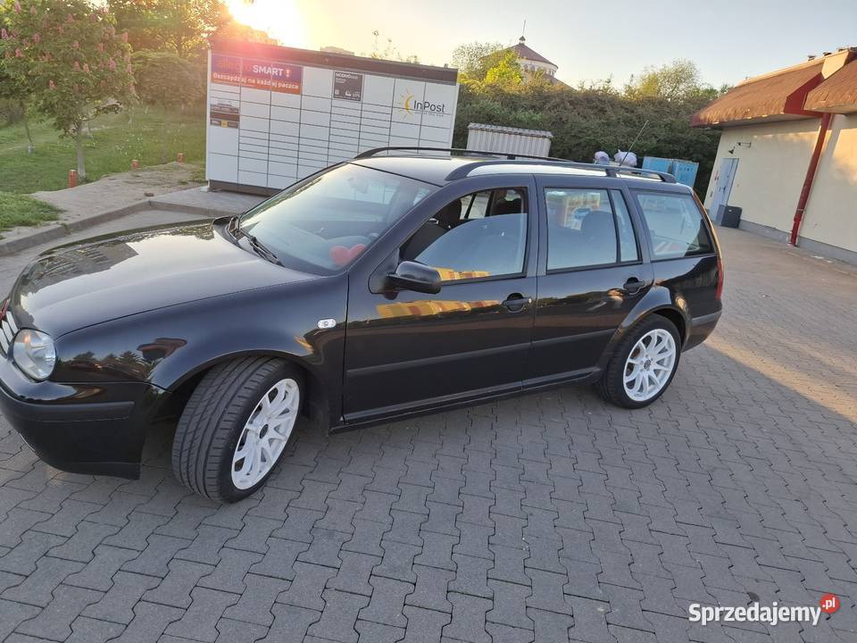VW golf4 kombi czarny Wałbrzych