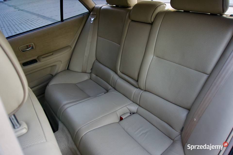 Lexus IS200 SportCross tył napęd manual 214 2x Strumiany