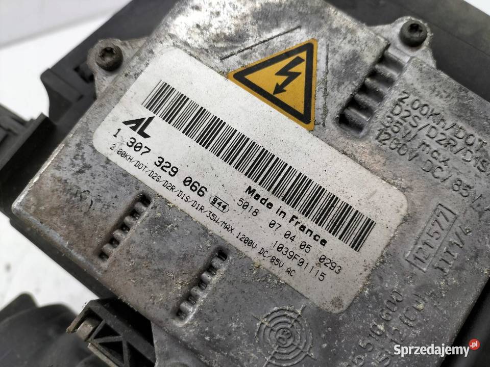 LAMPA PRZÓD LEWA XENON EUROPA PRZED LIFT