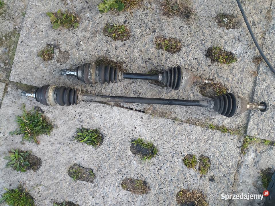 Lewa półoś Opel Zafira B 1618 benzyna Krzemień Drugi