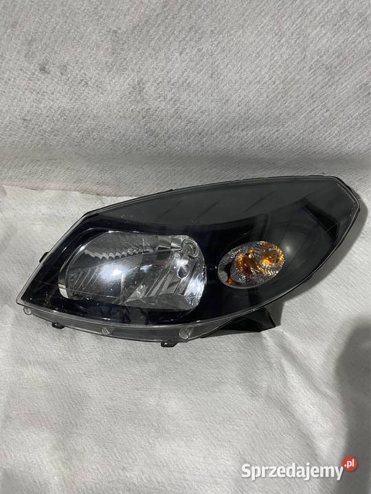 Lampa lewy przód Dacia Sandero I 0813 lewe Jasienica