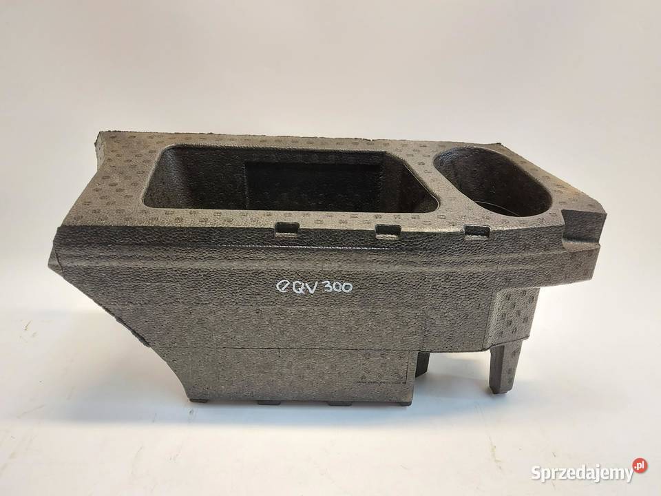 Mercedes EQA 250 W243 SCHOWEK WKŁAD BAGAŹNIKA