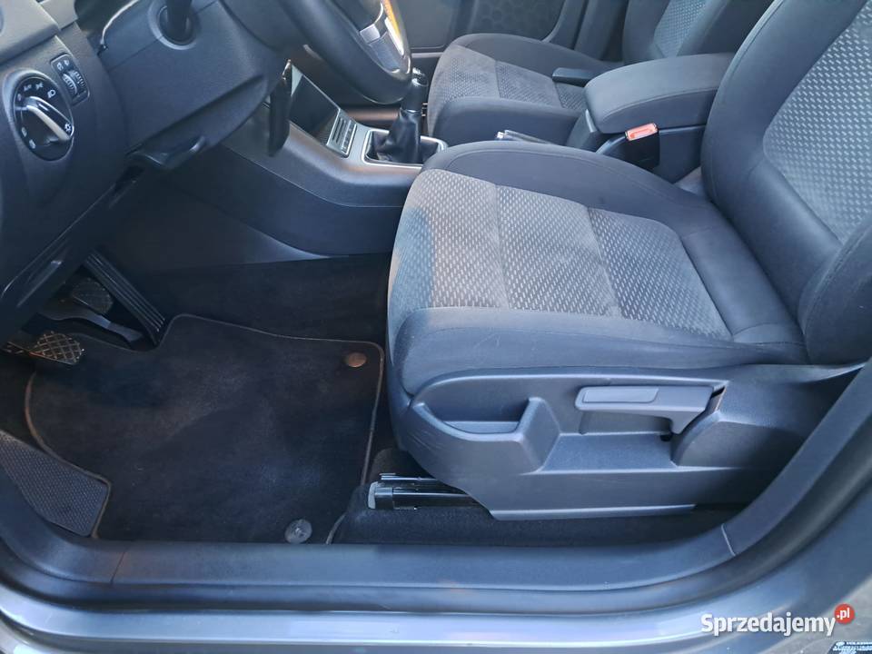 Volkswagen Golf Plus VI 16 TDI 64 klimatyzacja Dąbrowa Wielka sprzedam