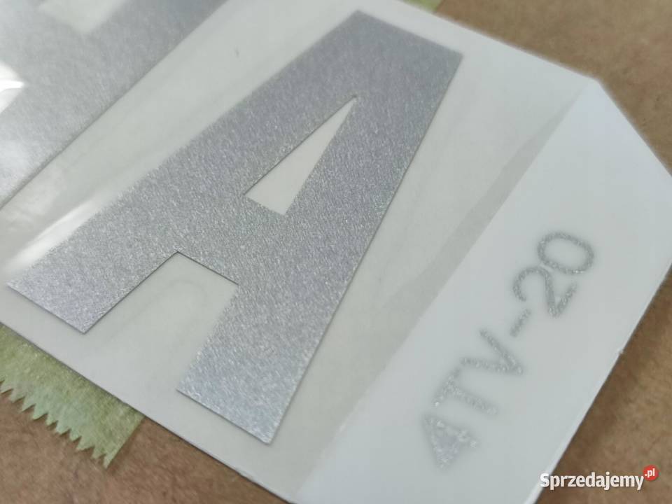 NAKLEJKA EMBLEMAT NA BAK YAMAHA YZF600R 19972001