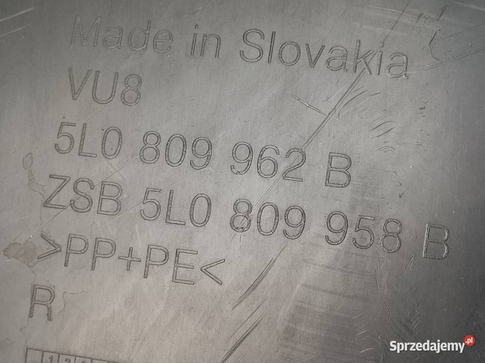 SKODA YETI 12 NADKOLE PRAWY PRZÓD 5L0809962B Pleszew