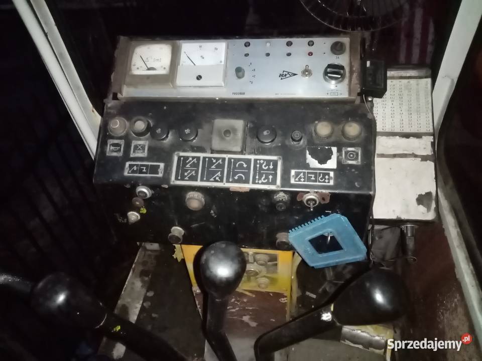 Dźwig 28 Ton Żuraw samojezdny TATRA CKD AD 28 Nowy Sącz