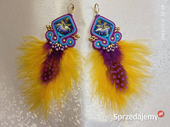 KOLCZYKI Z PIÓRAMI żółtofioletowe SUTASZ Warszawa