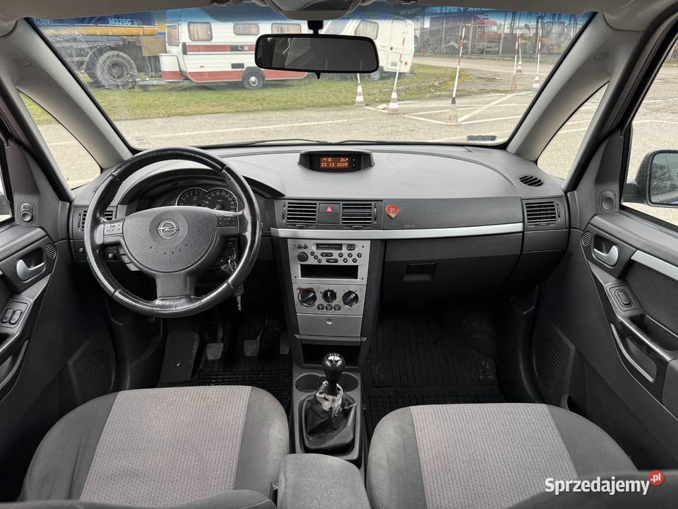 Opel Meriva 16 BENZYNA Zarejestrowana ASR (kontrola trakcji) Konin sprzedam