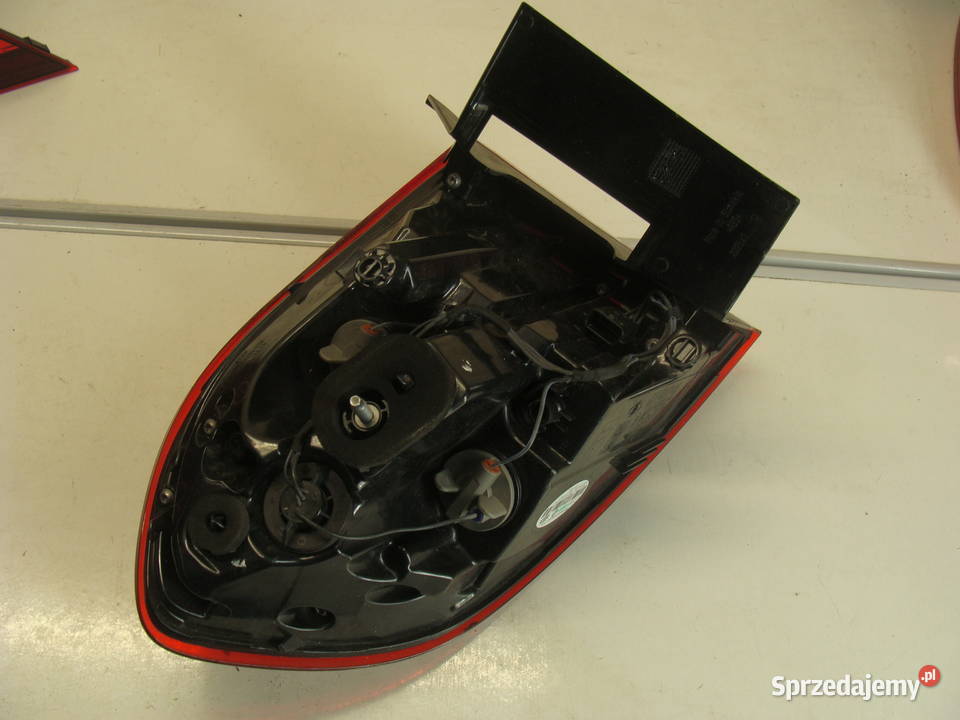 RENAULT SCENIC IV LAMPA PRAWA TYLNA TYŁ Goleniów