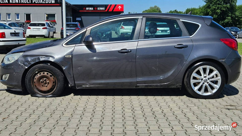 Opel Astra 17 cdti 125 6biegów nawigacja Kęty