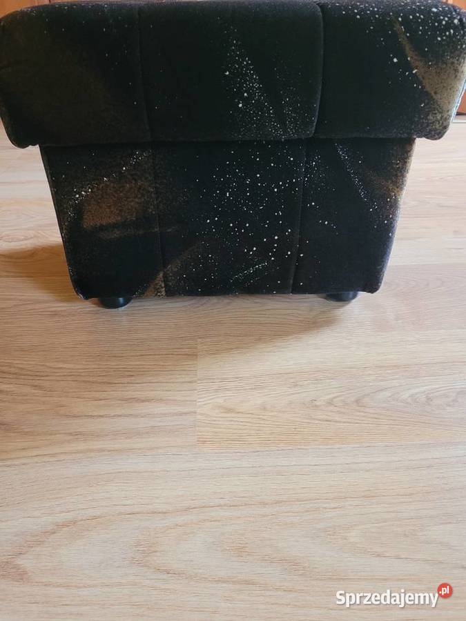 Sprzedam pufę otwieraną 50cm Zelów