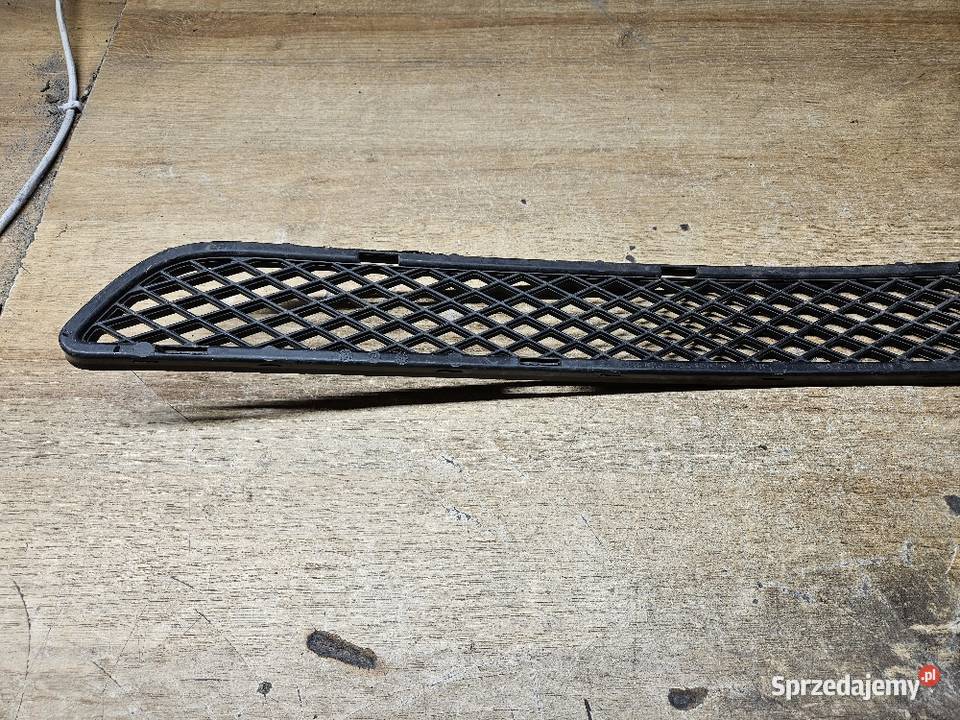 MERCEDES ML W164 KRATKA ŚRODKOWA ZDERZAKA PRZÓD osobowe Pozostałe Międzychód