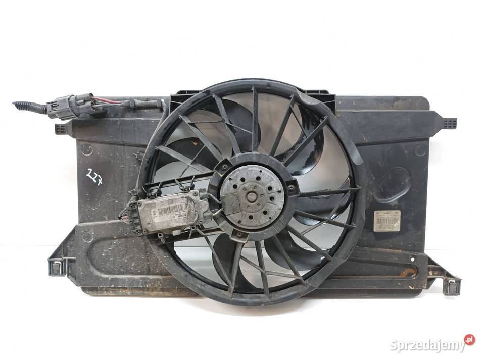WENTYLATOR CHŁODNICY 20 D S40 II 073893 Rok produkcji 2007