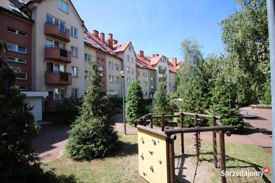 Studio 32 m2 z ogromnym tarasem metra idealne sprzedam