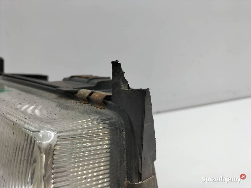 LAMPA PRZÓD PRAWA MercedesBenz MB 100 I 19811995 Oświetlenie