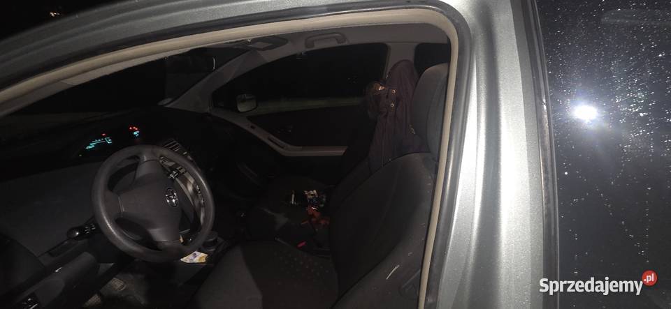 Toyota Yaris 10 2007r radio Yaris Przemyśl sprzedam
